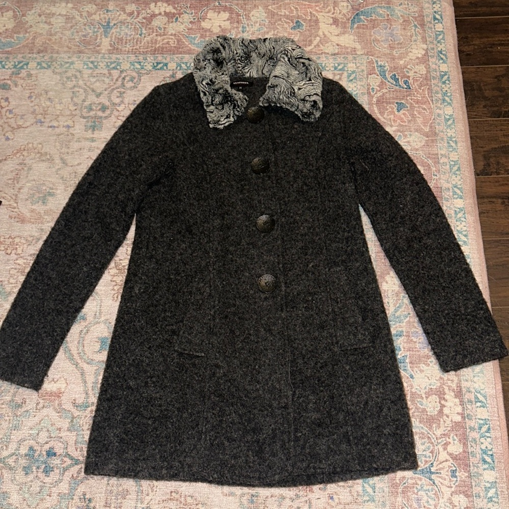 Cute grey wool coat!